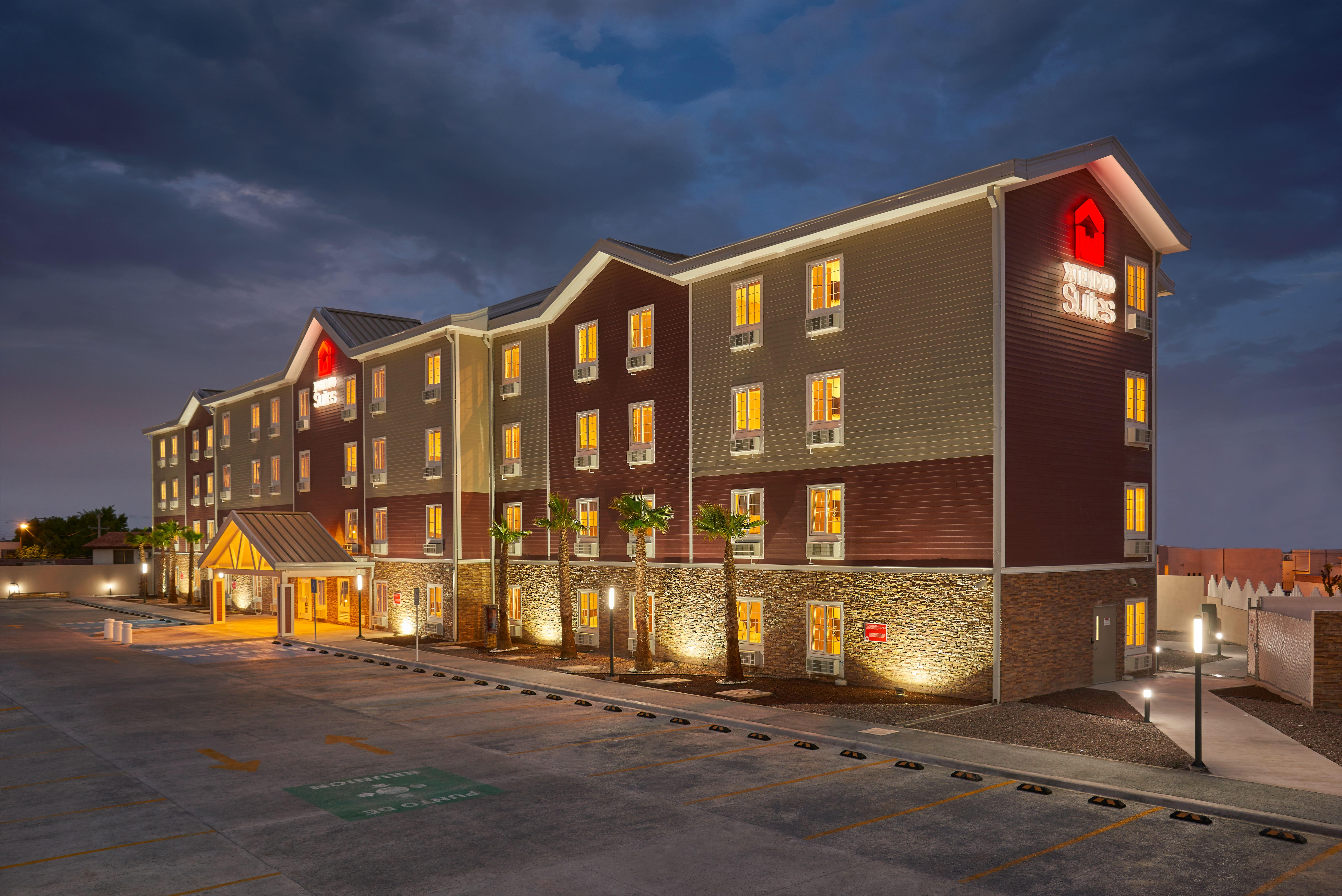Extended Suites Saltillo Galerias Exterior photo