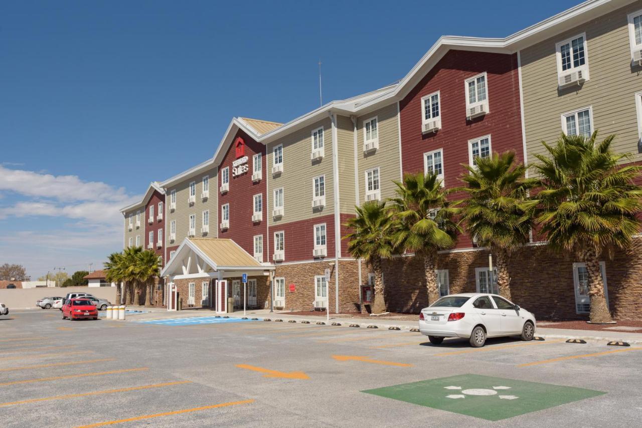 Extended Suites Saltillo Galerias Exterior photo